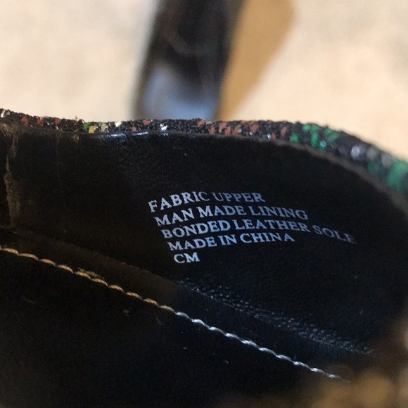 Charles By Charles David Sweetness Pointed Pump w/Fabric & Bonded Leather Sole-8 - Picture 8 of 10